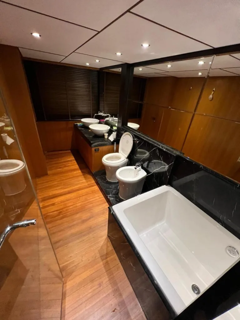 Star Of The Seas 9 - Zenith Yacht Charters