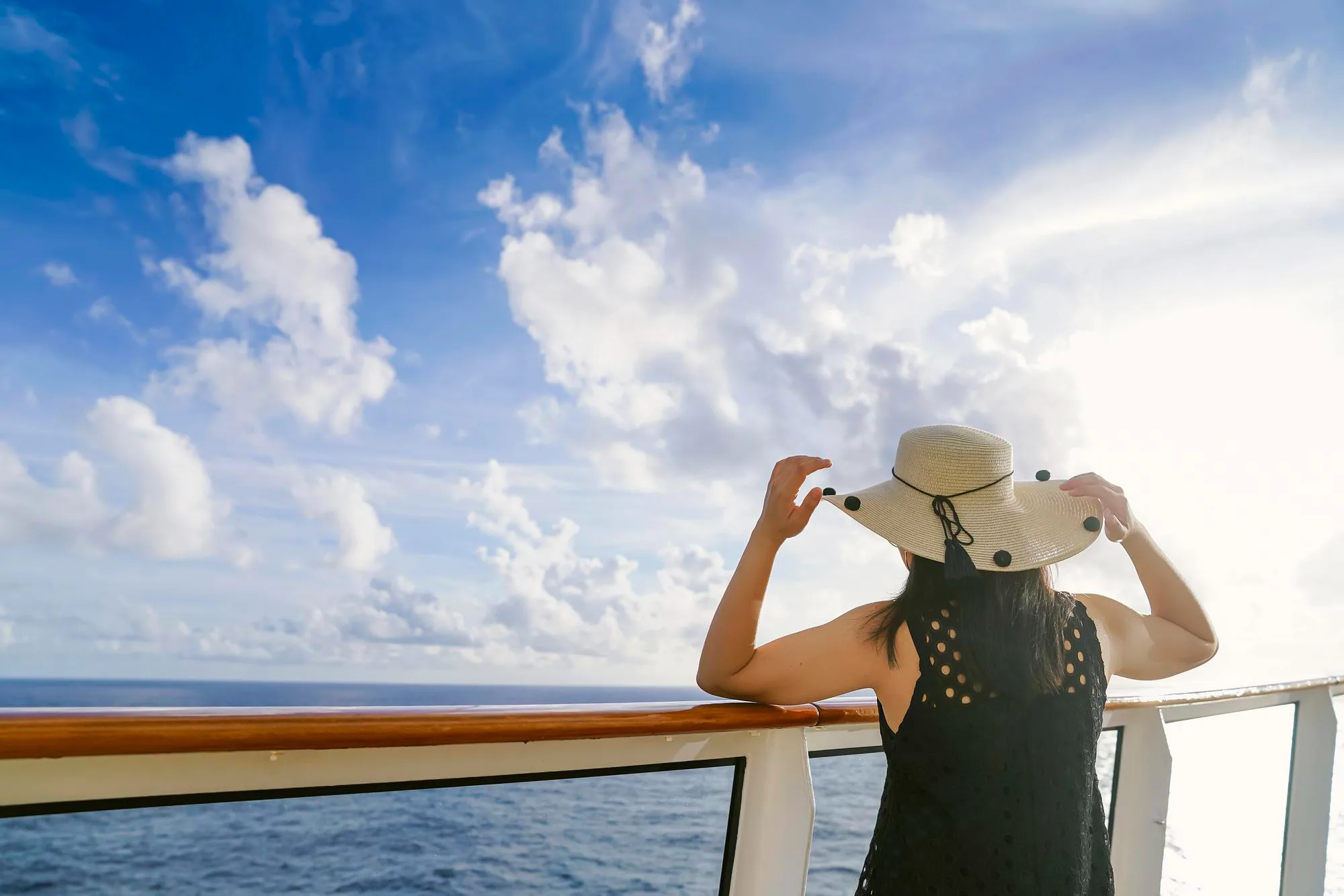 Private Yacht Charter Tioman & Rompin: Island Hopping & Fishing Guide
