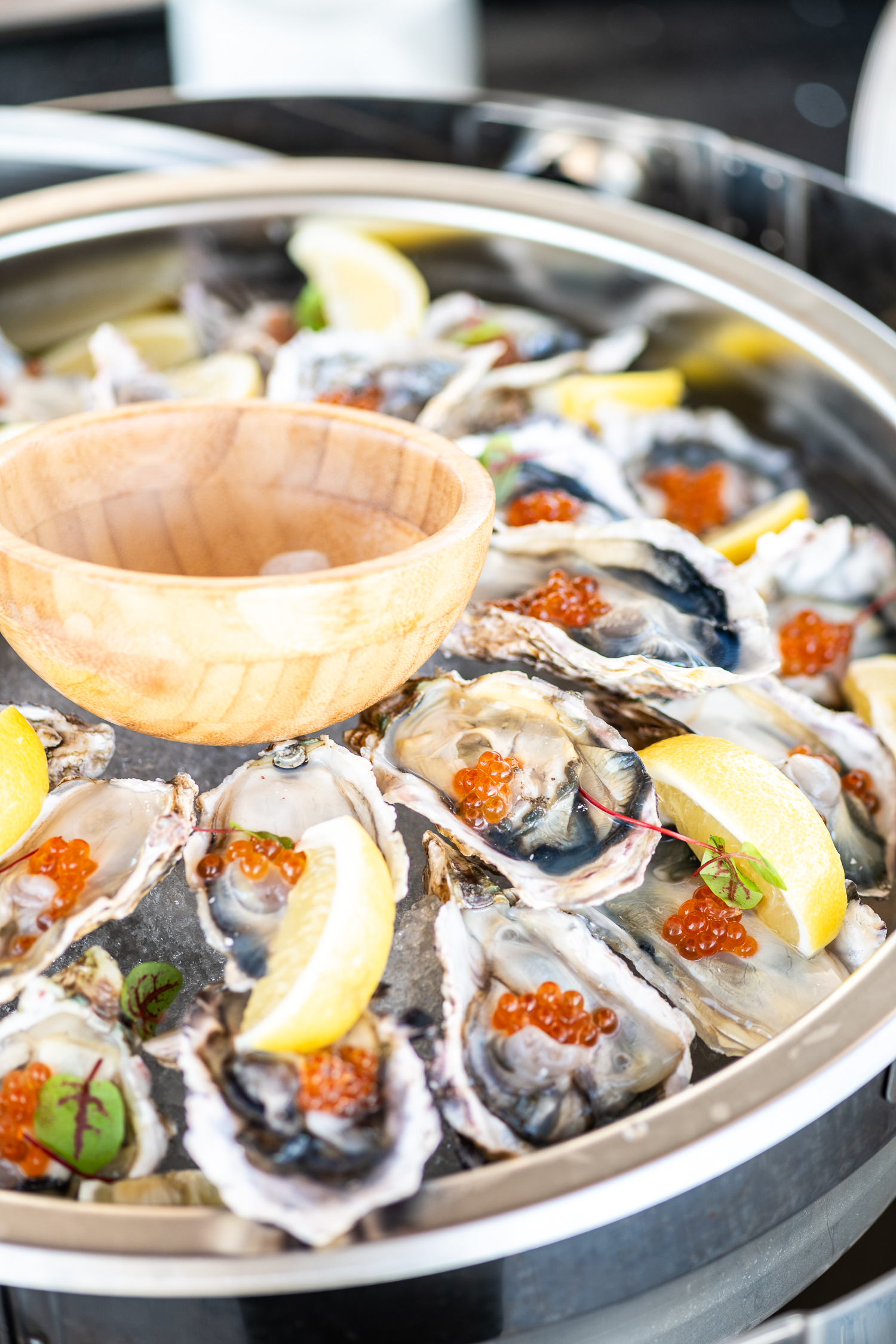 A platter of fresh oysters.