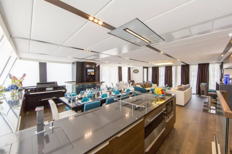 Eaglewings1-ZenithYachtCharters4