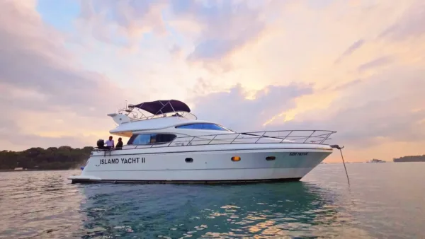 Island-Yacht-II Island Yacht II