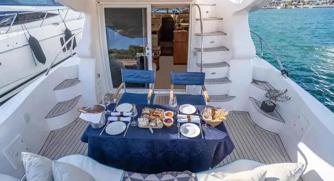 Sunset-dinner-cruise-3-Zenith-Yacht-Charters-resized-1