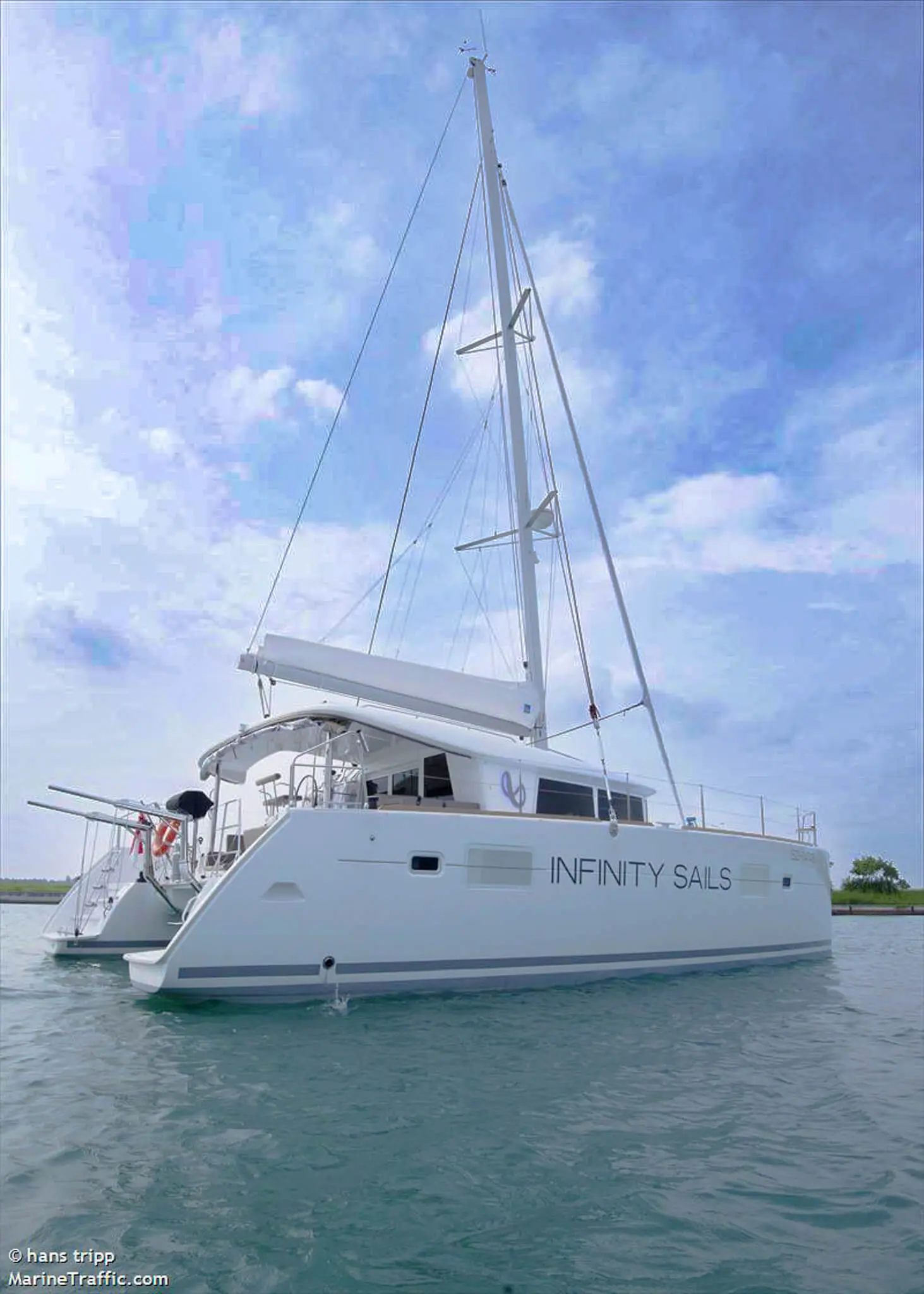 Argon-Zenith-Yacht-Charters (1)